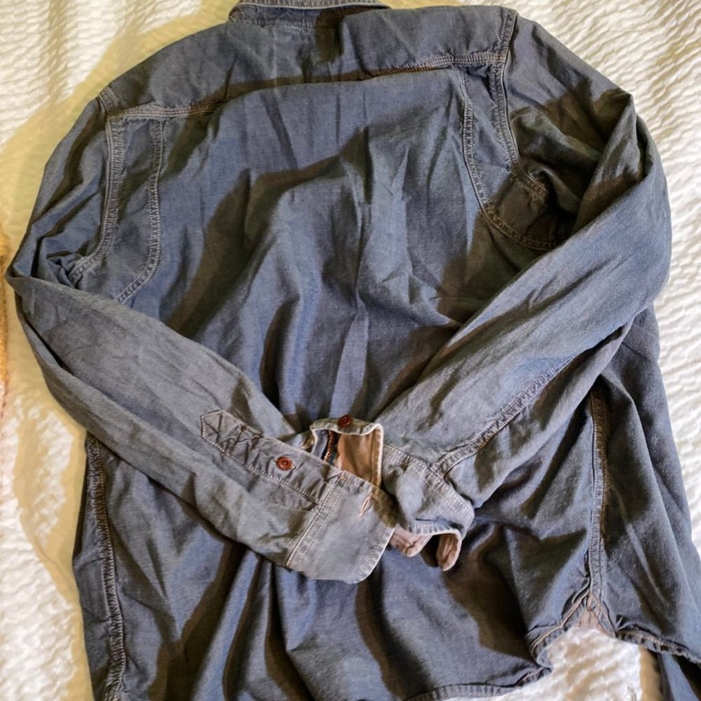 Vans Button up - Picture 2 of 3
